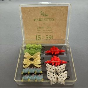 Set of 5 vintage barrettes from "TipTop" w/ original jewel case and insert